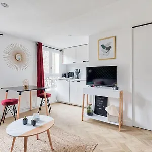  Appartement D'architecte Proche Arc Triomphe -2p